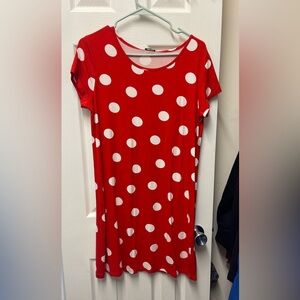 Women’s short polka dot dress néw with tag